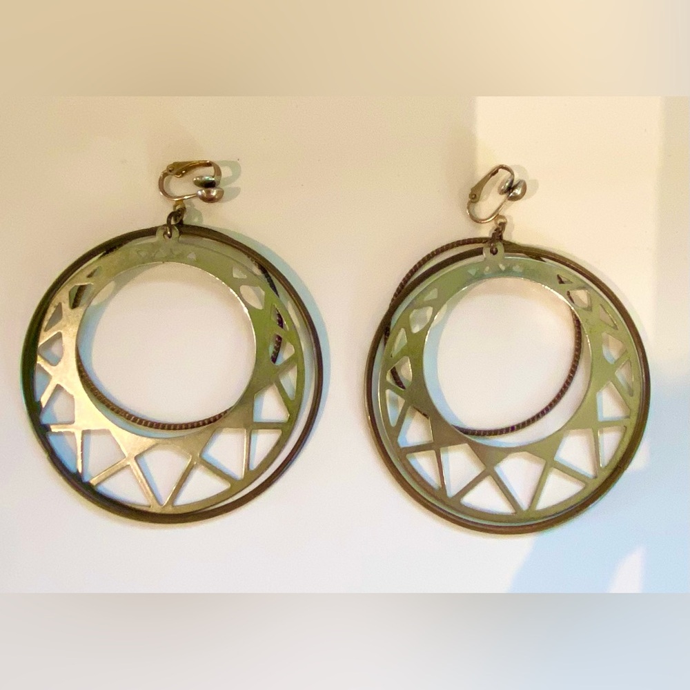 Oversized Geometric Round Gold Triple Hoop Earrings